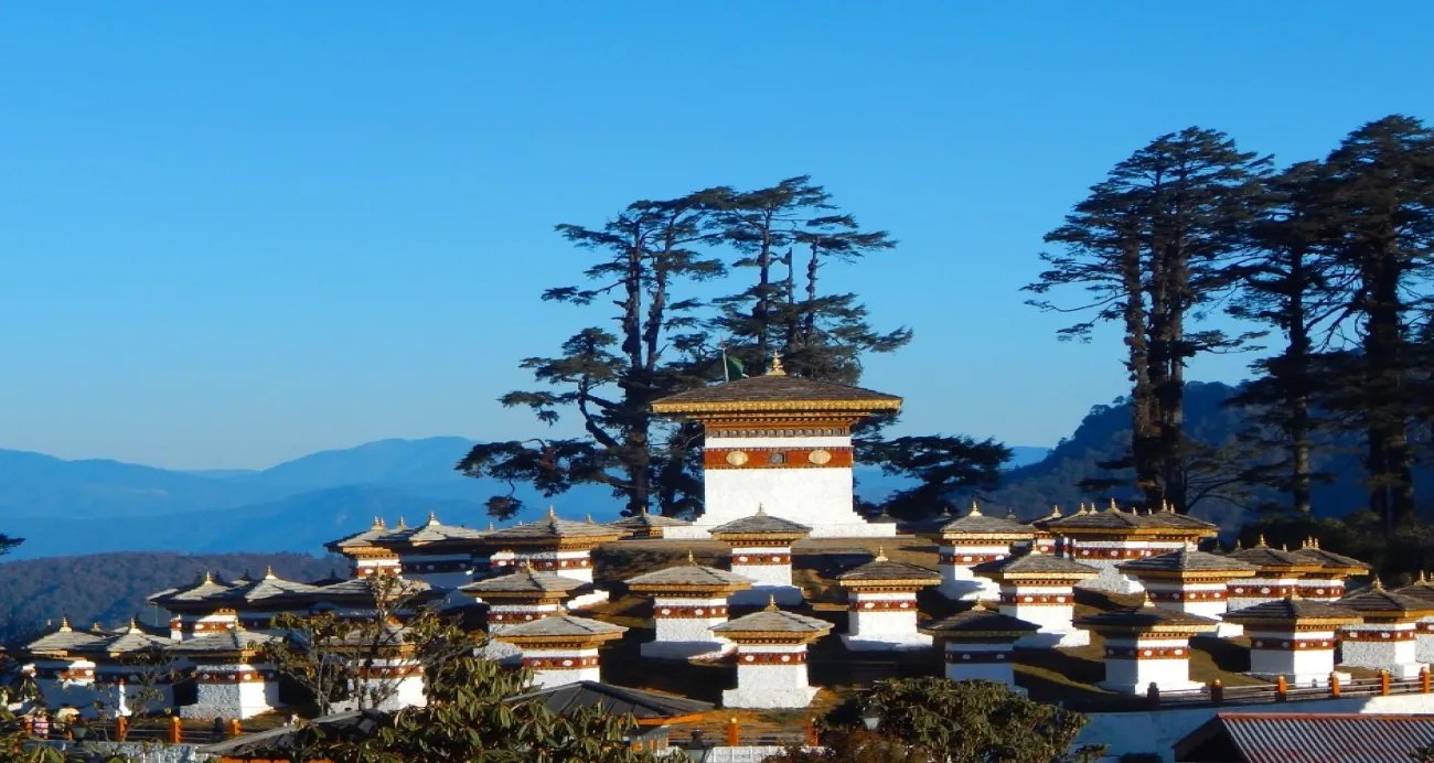 BHUTAN 🇧🇹 Group tour